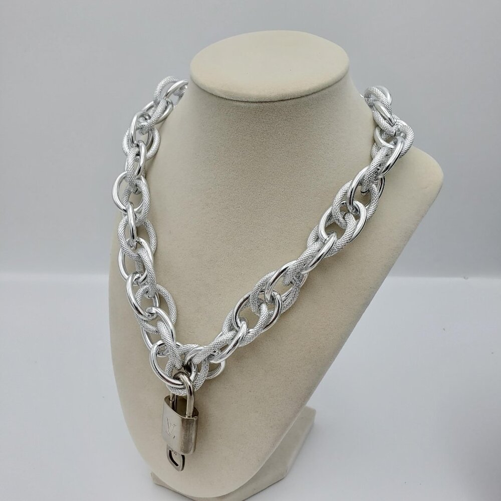 Authentic Louis Vuitton Padlock w/Unbranded Stainless Steel Plated Silver Chain - Picture 2 of 6